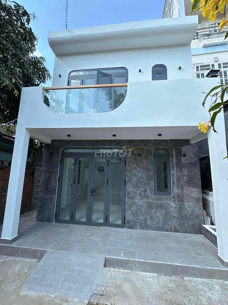 NHÀ MỚI SÁT MẶT TIỀN NGUYỄN THIỆN THUẬT - BÌNH THẠNH