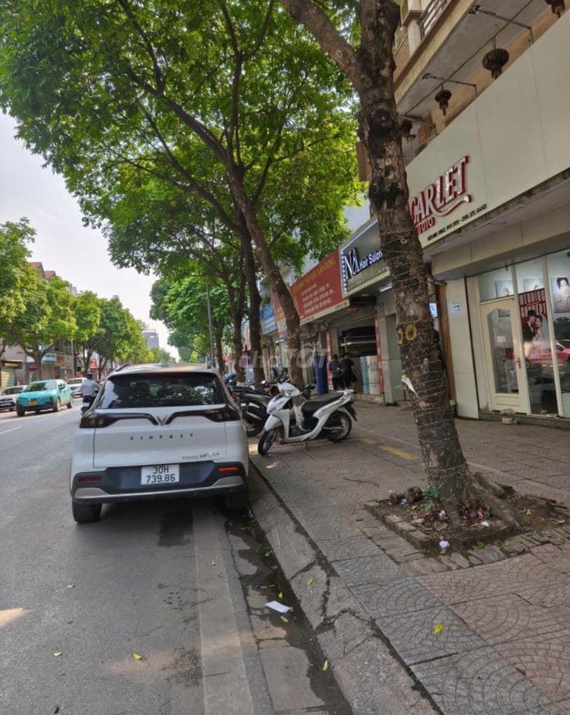 bán nhà cổ linh long biên thang máy 35m2