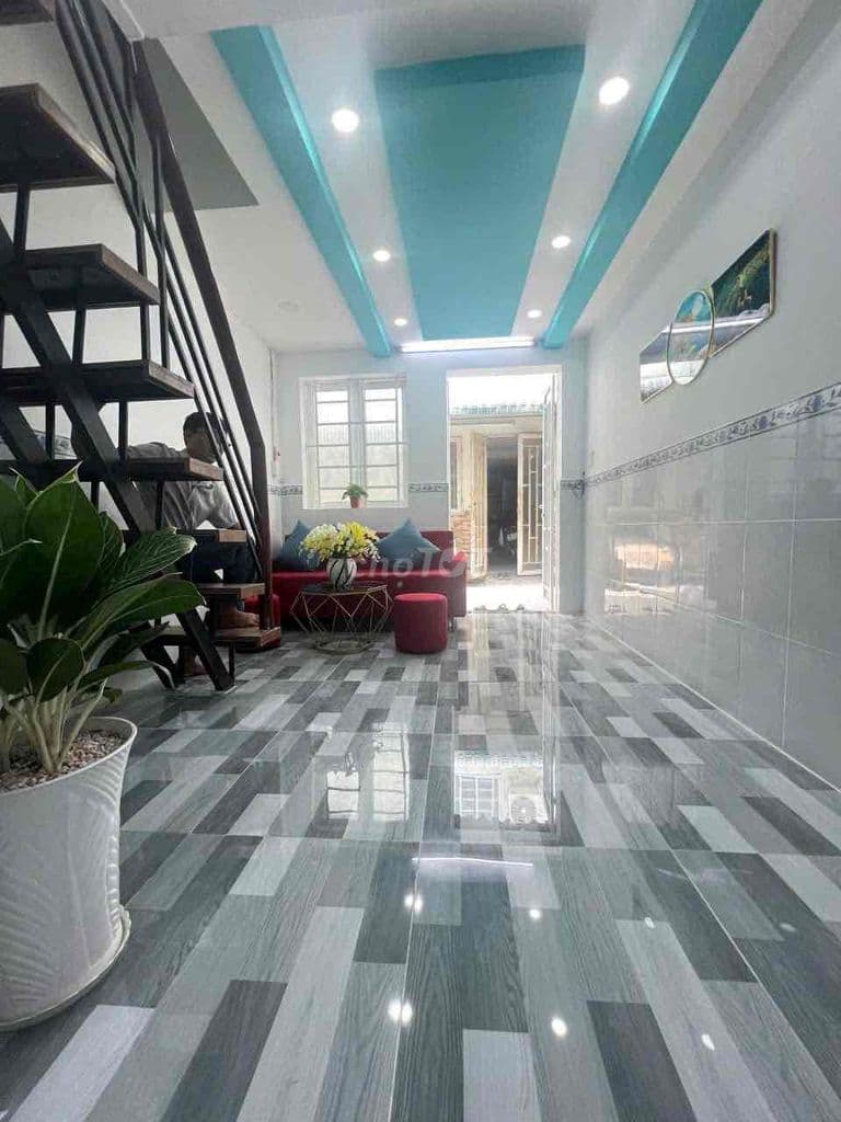 nhà 2 phòng ngủ . hà huy giáp . ngay trường CD điện lực. 740tr - Ảnh 2