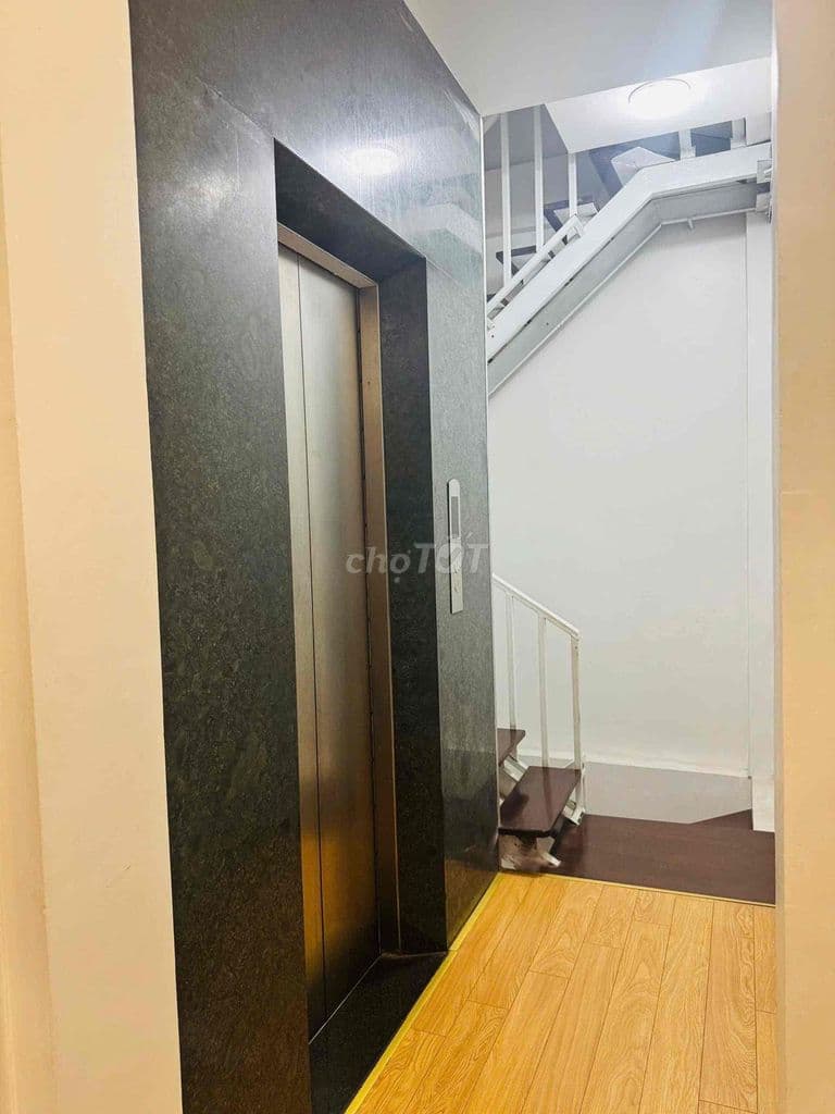 Vỉa Hè 3 Ô Tô Tránh - Kinh Doanh - 39M2 x 6 Tầng Thang Máy - 16.5 Tỷ.