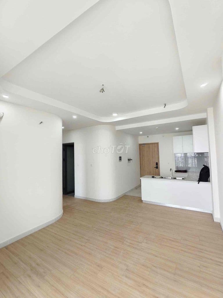 Căn hộ 2 phòng ngủ Aurora Residences ngay cầu Chà Và Quận 5