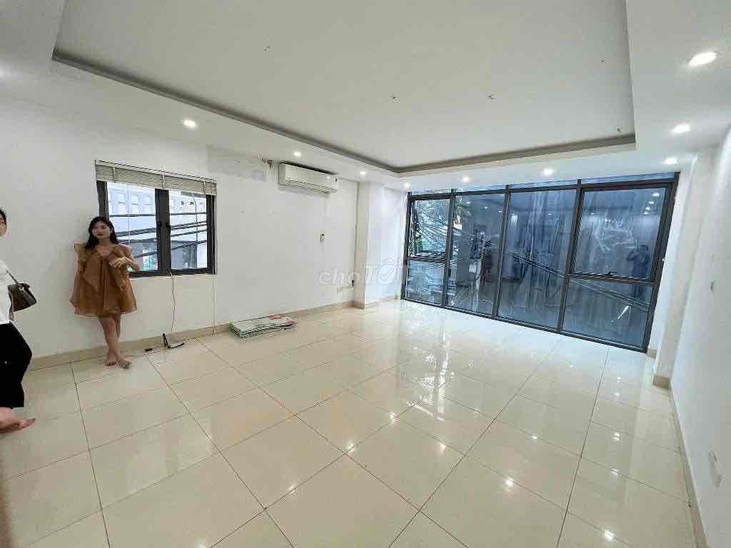 chính chủ bán căn nhà 2 mặt tiền ô tô chạy vòng quanh - Ảnh 3