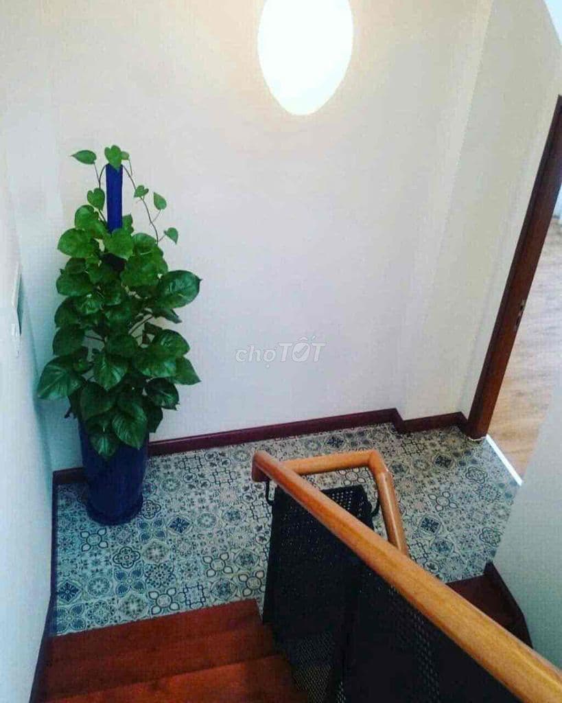 Bán nhà hẻm gần mặt tiền CMT8, Quận 10 - Ảnh 2