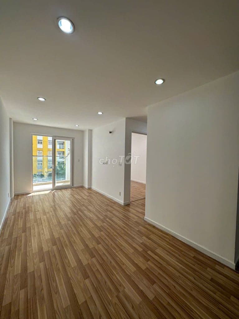 CH City Gate Towers, giá 2,95 tỷ, 73m2, 2PN, 2WC,lầu thấp view hồ bơi