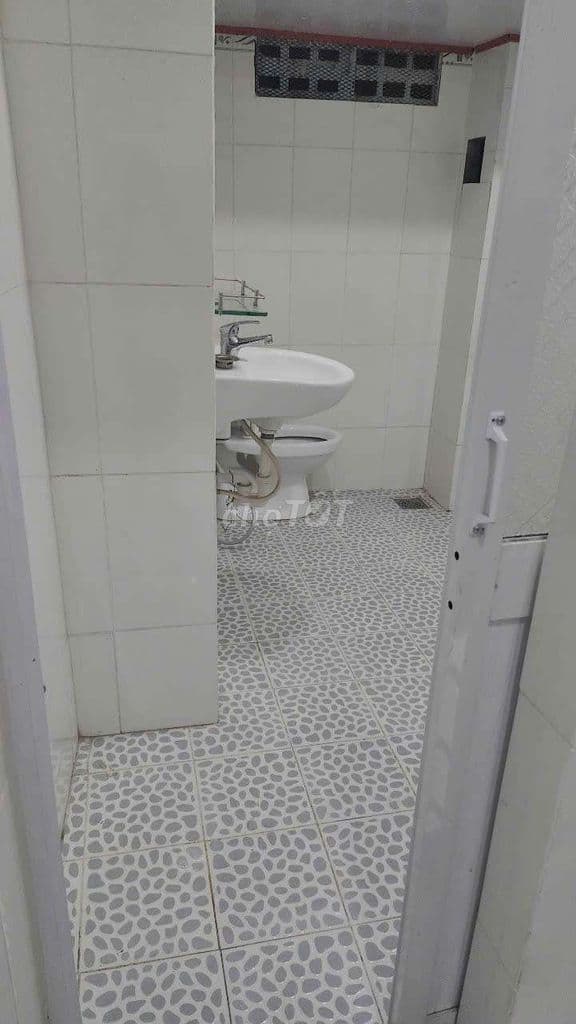 Chính Chủ Bán Nhà 2 Lầu – Hẻm 137 Trần Đình Xu – 60m² – Chỉ 3,4 Tỷ