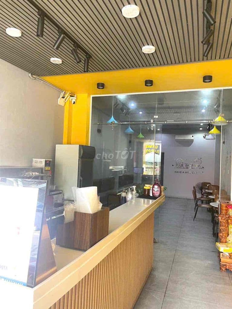 Nhà mặt tiền Phạm văn Chiêu - Quag Trung