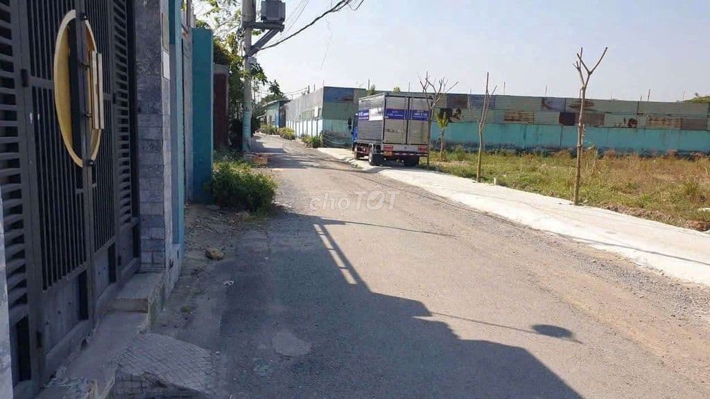Chính chủ cần bán đất thổ cư 5m x 21m mặt tiền đường nhựa XTT 20 - Ảnh 2