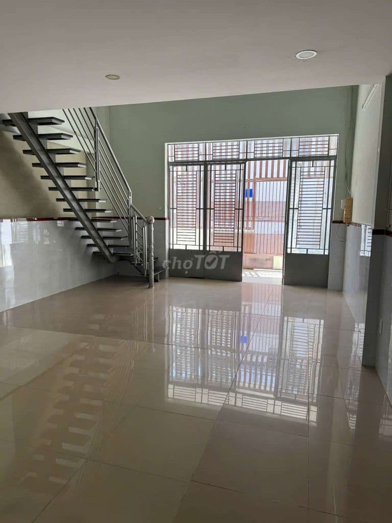 Cần bán gấp nhà cấp 4 P TTN Q12 DT 5 x12 gác lửng giá 4 tỷ 750 TL - Ảnh 2