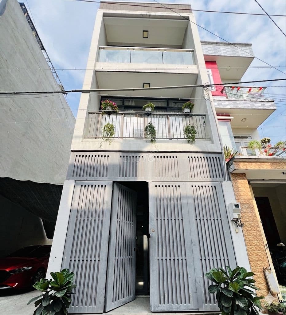Bán nhà 3 tầng hẻm xe hơi tránh nhau