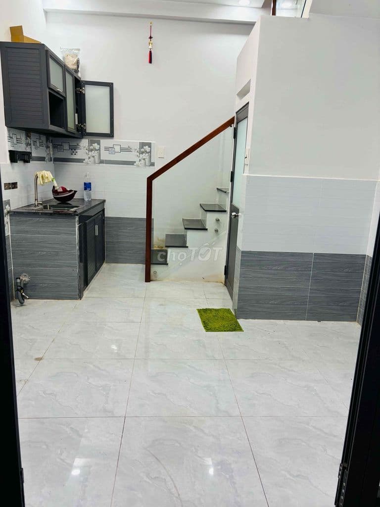 Chính chủ bán Nhà 2PN hẻm 42 Phú Thuận Q7