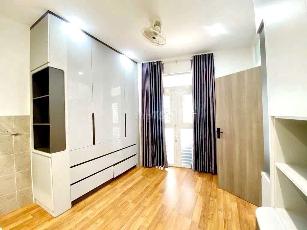 NHÀ ĐẸP FULL NỘI THẤT HẺM XE TẢI CMT8, KẾ CÔNG VIÊN LÊ THỊ RIÊNG - Ảnh 3