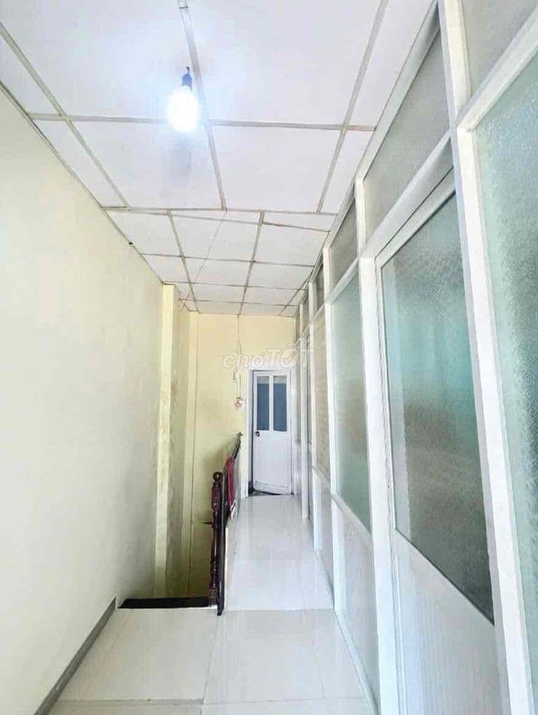 Nhà nhỏ xinh 2 lầu Tô Ngọc Vân - Phạm Văn Đồng - Nhanh tay kẻo lỡ - Ảnh 3