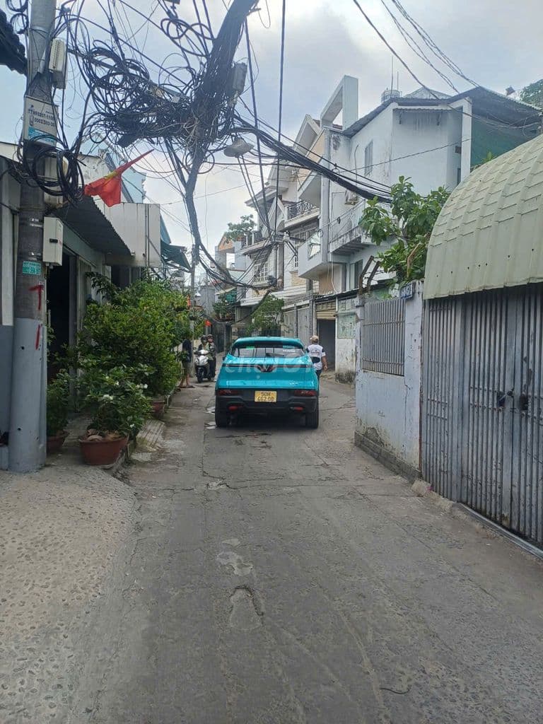 BIỆT THỰ ĐƯỜNG NGUYỄN VĂN QUỲ, Q7. DT 246M2 - GIÁ CHỈ 16 TY - Ảnh 2