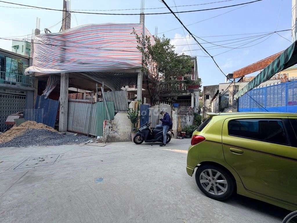 Bán nhà Nát , Đường lạc Long Quân P 10 Tân BìnhNgang 10M 100M2 Giá:8Tỷ