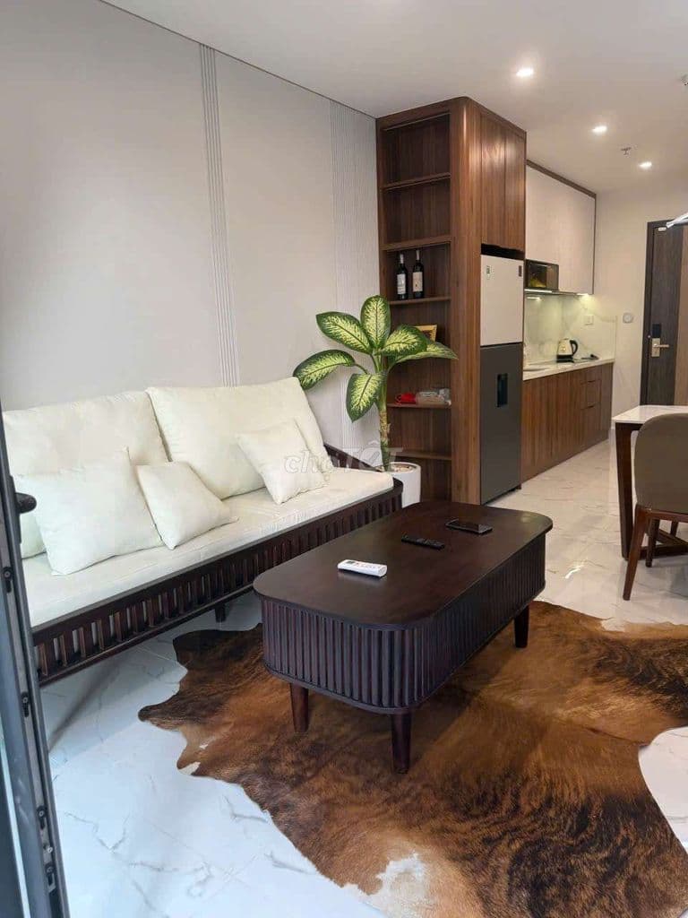 bán lỗ căn 2pn vinhomes grand park full nội thất giá 3.7ty bao hết