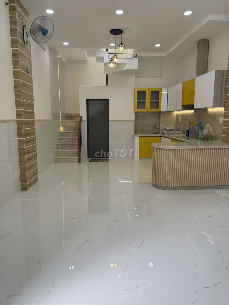 NHÀ MỚI 100% HẺM XE HƠI TỚI NHÀ LẠC LONG QUÂN P10 TB - Ảnh 2