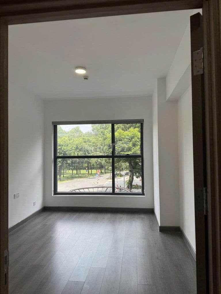 Sky Villa Celadon City-Có gara riêng,xe hơi lên tận nhà-164m2/ 9.89tỷ