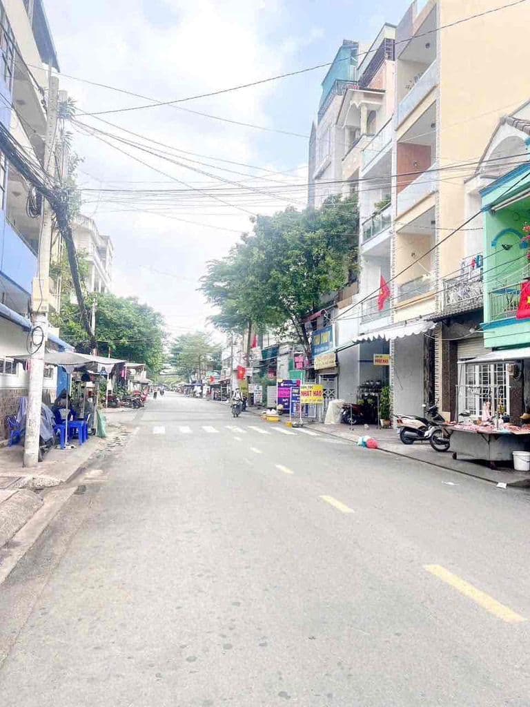 Nhà Mặt tiền giá tốt