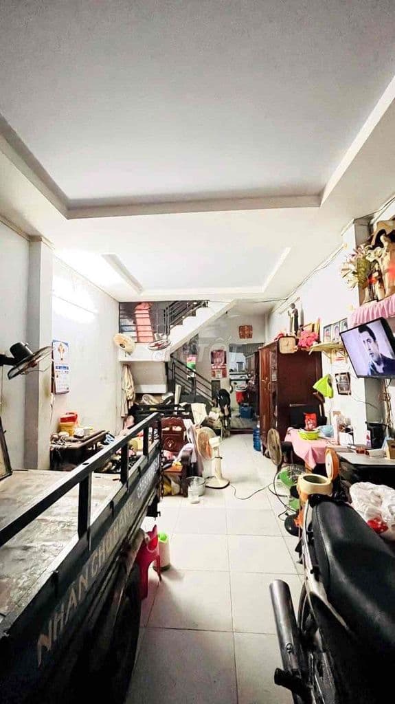 NHÀ 2 TẦNG MẶT TIỀN TRUNG MỸ TÂY 3 NGAY TRƯỜNG CĐ GTVT QUẬN 12