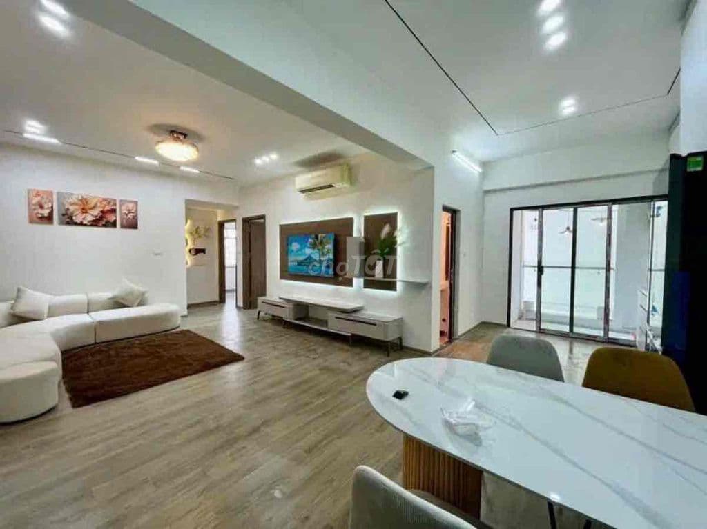 Tập thể Đh Bách Khoa 70m2 tầng 3 sổ đỏ HbT nhà đẹp 2 ngủ thoáng mát