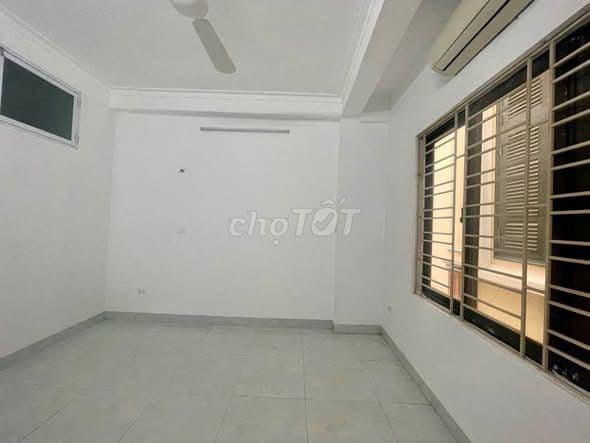 Nhà Ô Cách Long Biên 45m2 đẹp ở ngay - Ảnh 3
