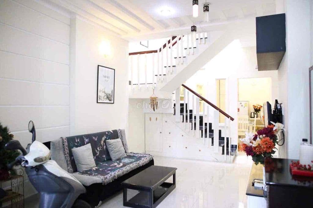 Chính chủ cần bán căn nhà hẻm xe hơi - Ảnh 2