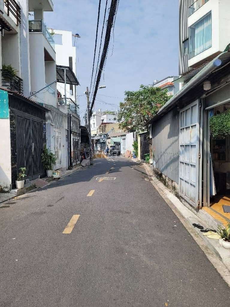 Bán nhà MTKD Thới An, Q.12, 50m2, 3 tầng, 5.6 tỷ