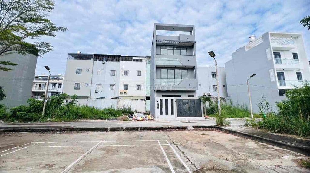 Đất KDC 1368 Lê Văn Lương, Phước Kiển, 83m2. Sổ riêng