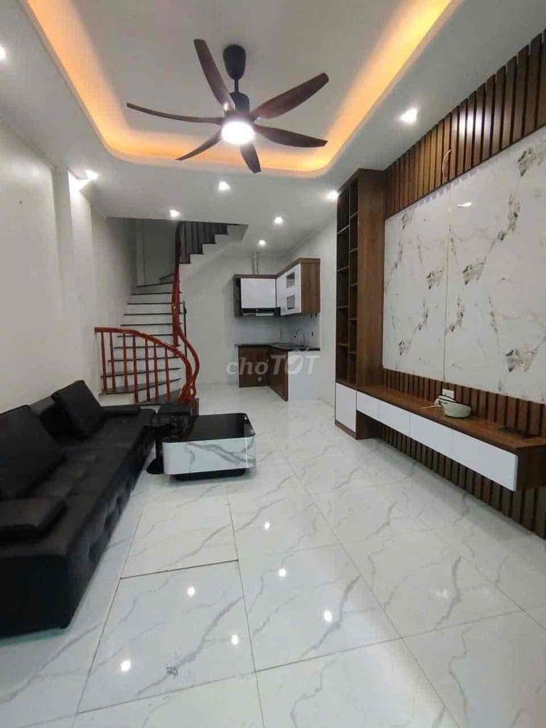 Cắt lỗ sâu 1 tỷ bán nhanh nhà vạn phúc,Hà Đông,5 tầng