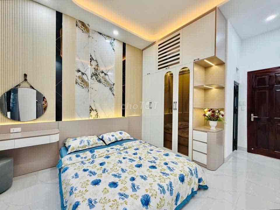 HOT Phố Cự Lộc, nhà dân xây đẹp, hok quy hoạch, ngõ to, dt 36m* 5 tầng - Ảnh 2