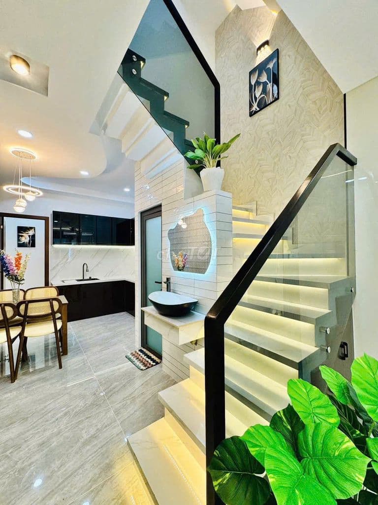 Nhà mới 3 tầng Tân Hoà Đông, 4 PN 4WC, hẻm xe hơi, gần chợ Phú Lâm - Ảnh 3