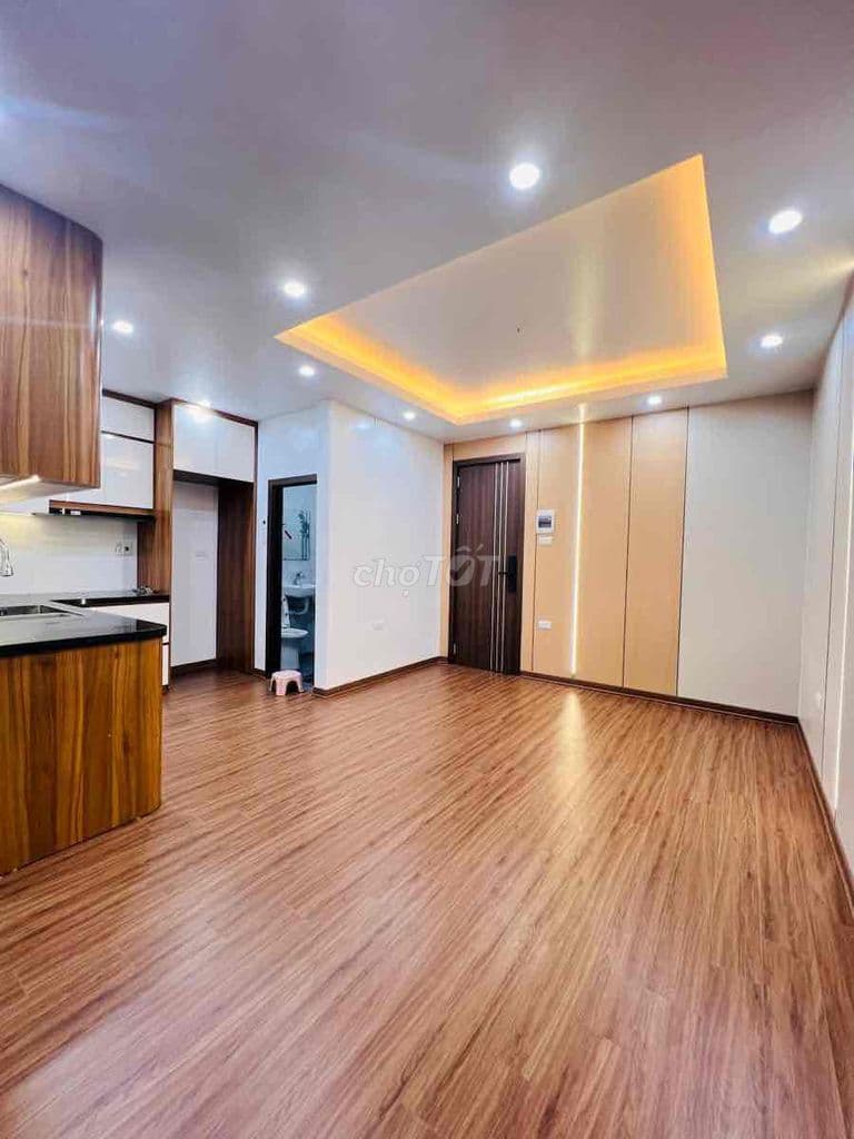 Bán căn hộ 80 m2 sổ đỏ tt phố Lương đình Của tầng 3 lô góc 2 ngủ 2 bc