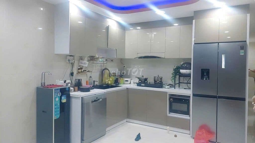 nhà 1tret 1lau sổ chung ký ủy quyen toàn phan - Ảnh 2