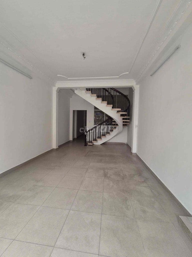 Bán nhà mặt tiền Nguyễn Quý Anh - Ảnh 3