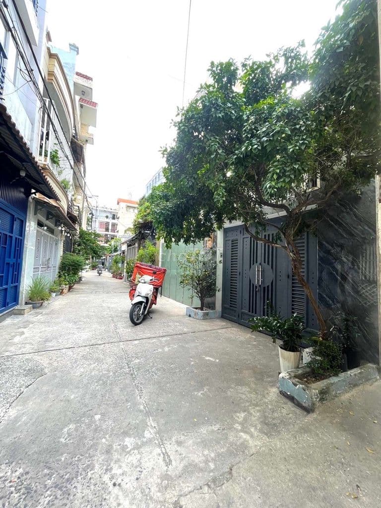 HÀNG HIẾM TRƯỜNG CHINH. SONG HÀNH. Q12. 2 TẦNG. 4.2X 10M. CHỈ 3 TỶ