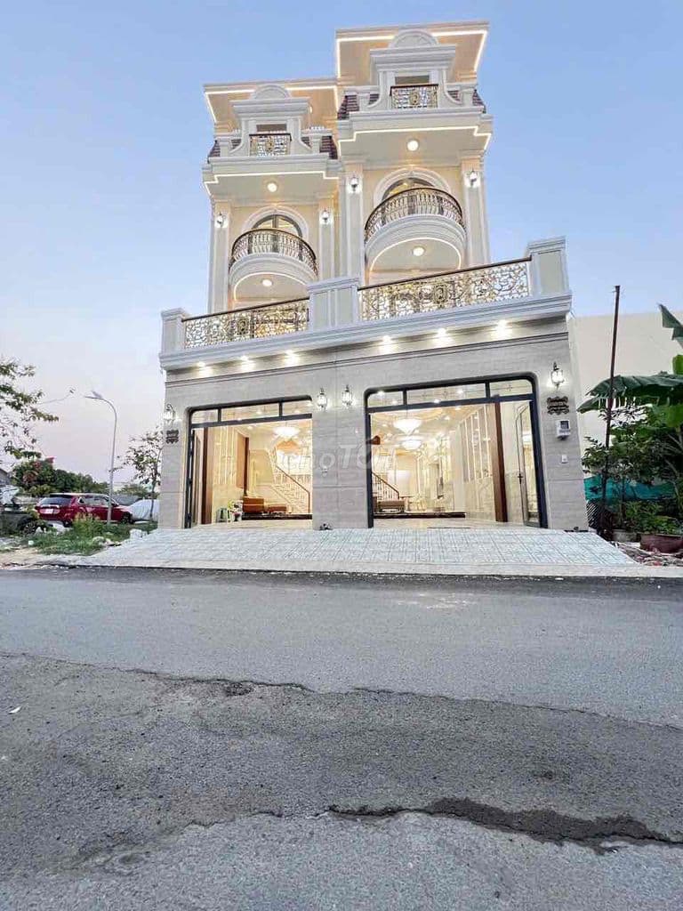 NHÀ PHỐ XÂY DỰNG MỚI CHÂU ÂU - ĐƯỜNG 8M HUỲNH TẤN PHÁT KHU DÂN TRÍ CAO