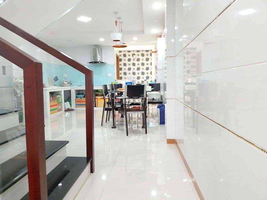 🏦NHÀ PHỐ 3 TẦNG/ HẺM XE HƠI 🚗 NGUYỄN THỊ THẬP, GẦN BIG C , KDC NAM LON - Ảnh 3