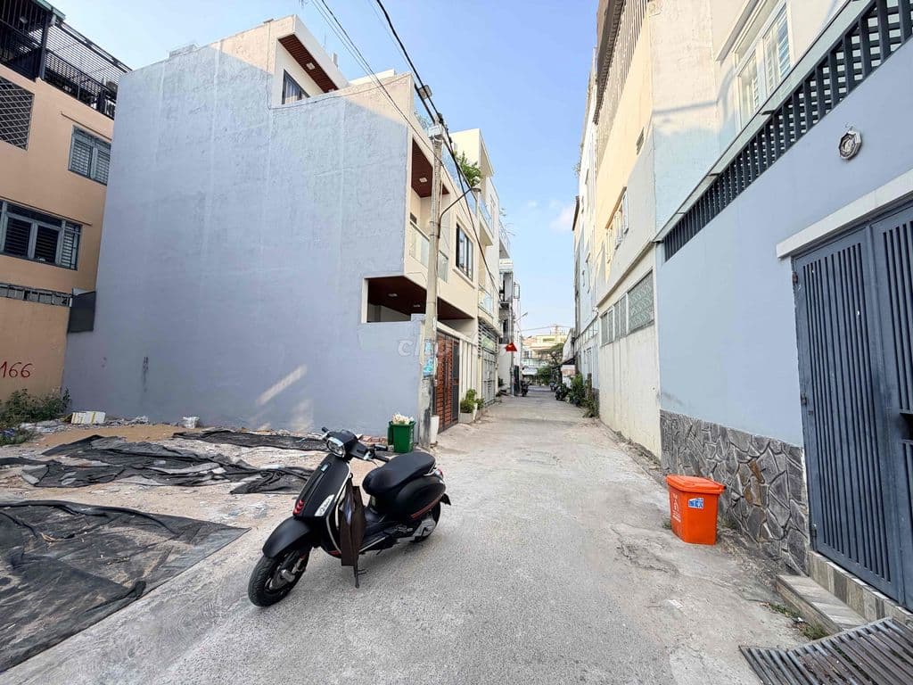 LÔ ĐẤT HXH 92M2 NGANG 7M ĐƯỜNG NHỰA 8M NGAY ĐH CẢNH SÁT CHỈ 8 TỶ CÓ TL - Ảnh 3