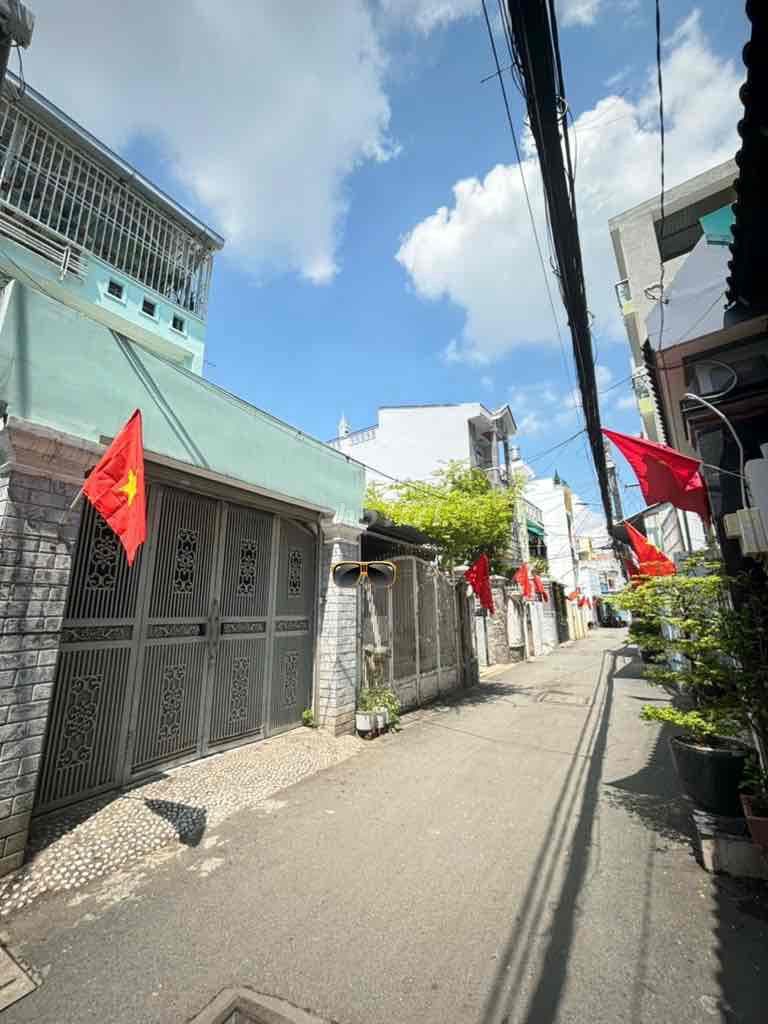RẺ, RỘNG HIẾM - HXH PHẠM VĂN CHIÊU - 90m2 - 3 TẦNG -