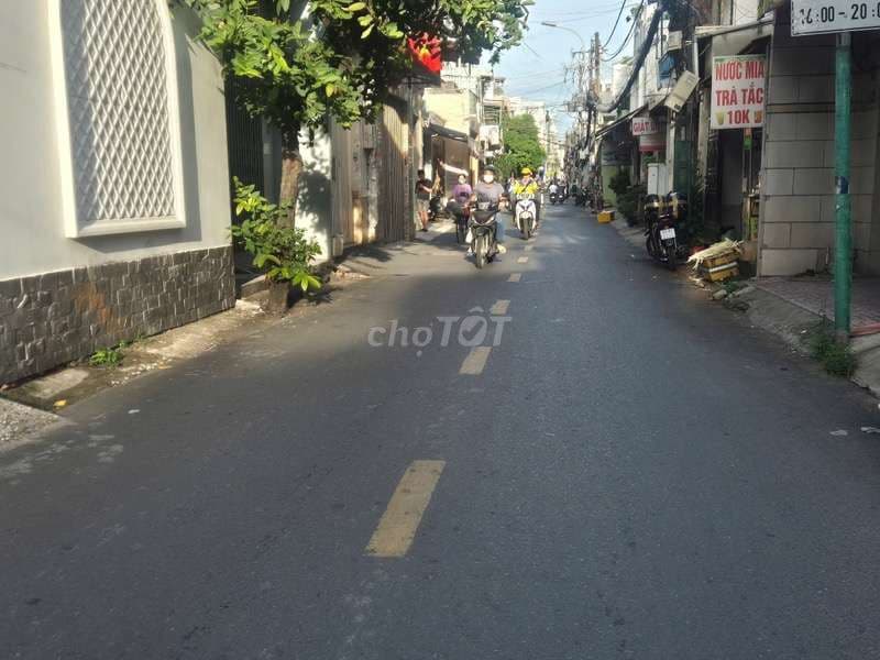 Bán Đất ,Đường Hồng Lạc P 11 ,Tân Bình,Ngang 10M -510M2 ,Giá 41Tỷ