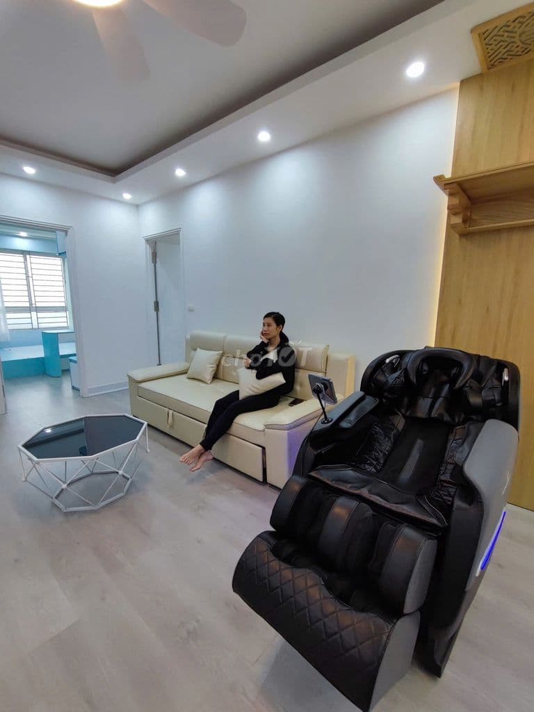 Bán căn hộ chính chủ full nội thất cao cấp mới, đẹp ở luôn - Ảnh 2