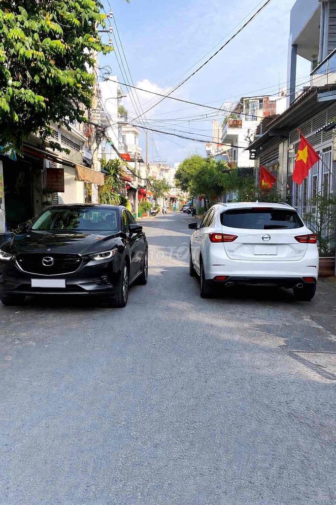 MẶT TIỀN KINH DOANH - 68m2 - HẺM 8M THÔNG - GẦN BV QUẬN 12 - 5 TỶ NHỈN