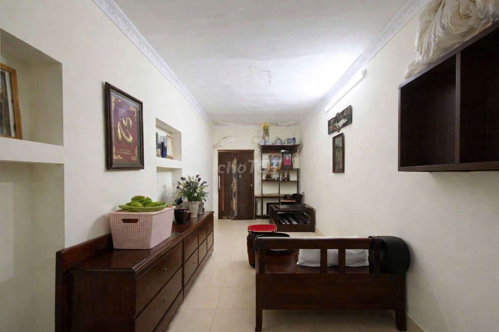 Nhà đẹp vị trí đắc địa - Ảnh 2