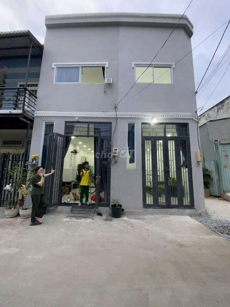 em cần bán nhà chính chủ sổ chung khu dân cư - Ảnh 3