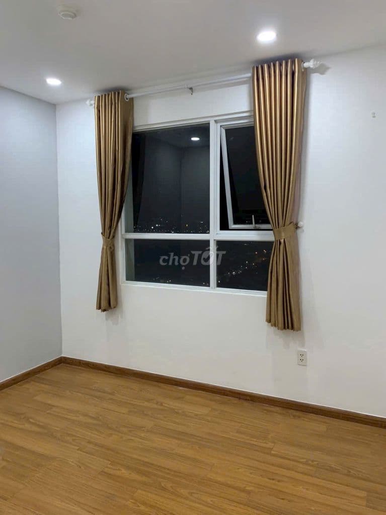 Cần bán Căn 2PN + Nhà mứoi 90% + Tặng 2 máy lạnh + Chỉ 2,330 tỷ