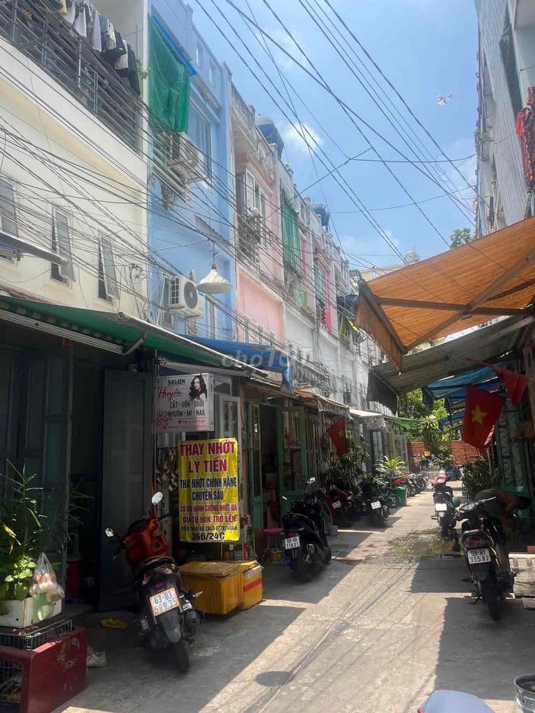 Hot, Bán gấp Nhà đẹp 3 tầng Lê Văn Quới BTân 60m2sd hẻm xe hơi chỉ 1xt