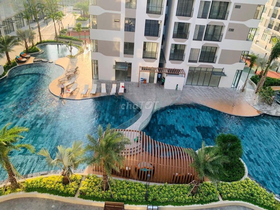 Bán căn MT 3PN 3WC view hồ bơi, sổ sẵn hỗ trợ vay