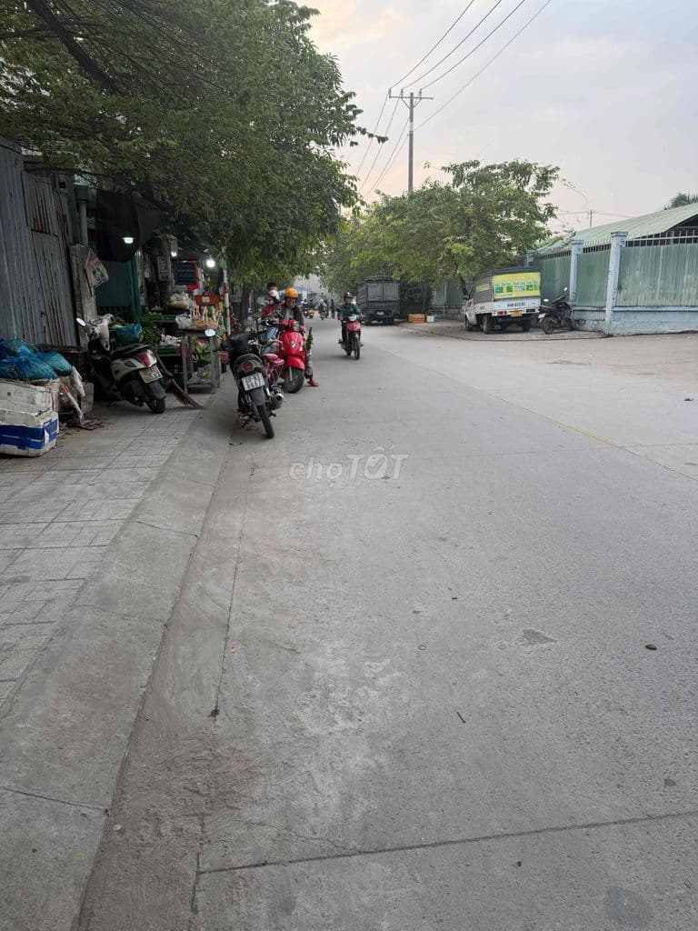 bán Đất khu phân Lô đồng bộ cao tầng Hẻm 6m. - Ảnh 3