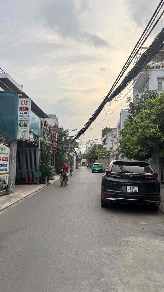 BÁN LÔ ĐẤT 2 MT HẺM - HẺM XE TẢI-SÁT MT QL13