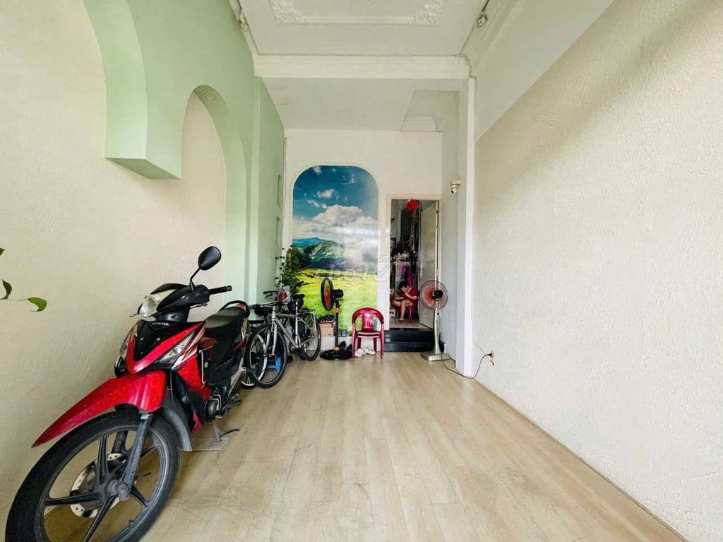 BÁN NHÀ 177 PHẠM VĂN ĐỒNG - Ảnh 2